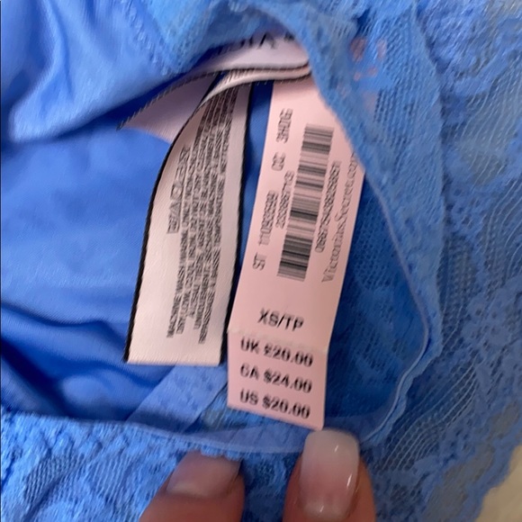 Victoria’s Secret lace bralette - Picture 3 of 3